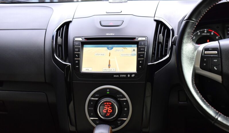 
								Isuzu MU-X 2014 full									