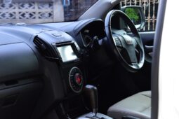 
										Isuzu MU-X 2014 full									