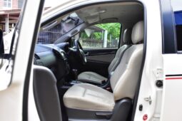 
										Isuzu MU-X 2014 full									