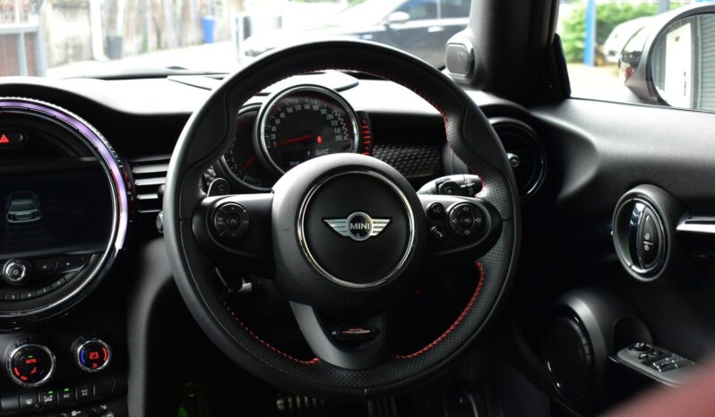 
								Mini Cooper John Cooperwork (F56) 2018 full									