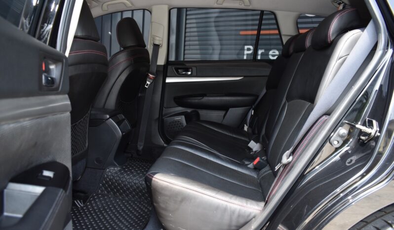 
								Subaru Legacy 2.0i Outback 2012 full									