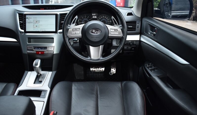 
								Subaru Legacy 2.0i Outback 2012 full									