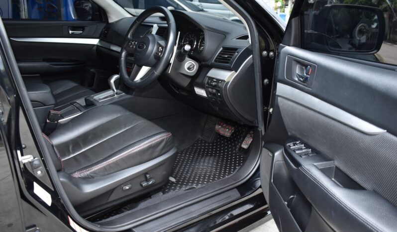 
								Subaru Legacy 2.0i Outback 2012 full									