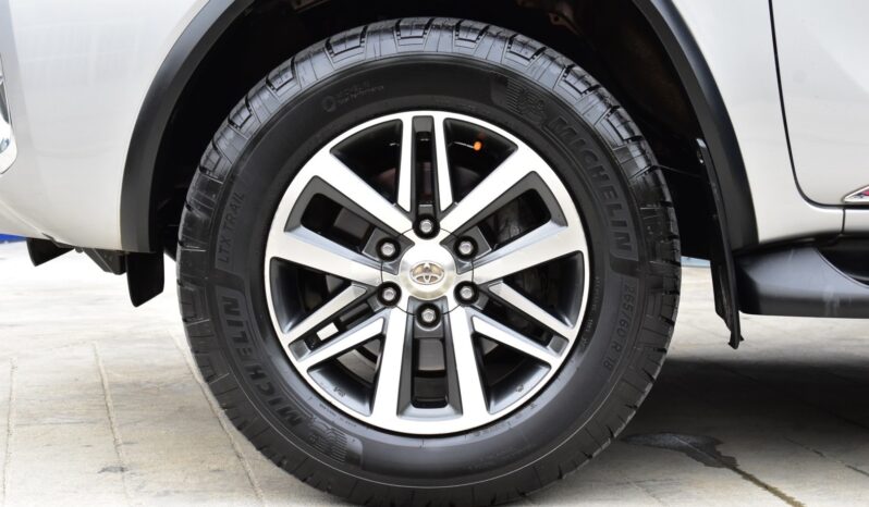 
								Toyota Fortuner 2.8 4WD Sigma 4 2016 full									