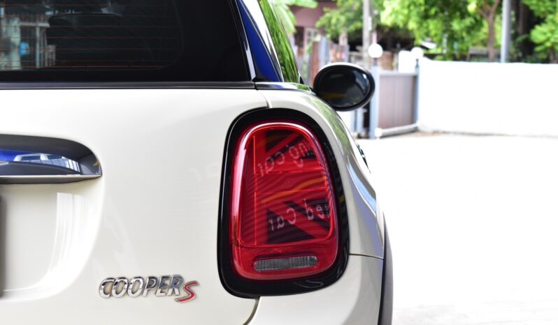 
								Mini Cooper S John Cooper Work 2017 full									