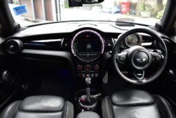 
										Mini Cooper S John Cooper Work 2017 full									