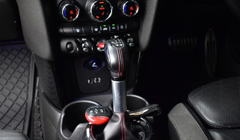
								Mini Cooper S John Cooper Work 2017 full									