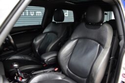 
										Mini Cooper S John Cooper Work 2017 full									