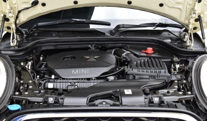 
								Mini Cooper S John Cooper Work 2017 full									