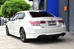 
										Honda Accord 2.0EL Navi 2012 full									