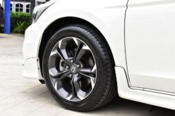 
										Honda Accord 2.0EL Navi 2012 full									