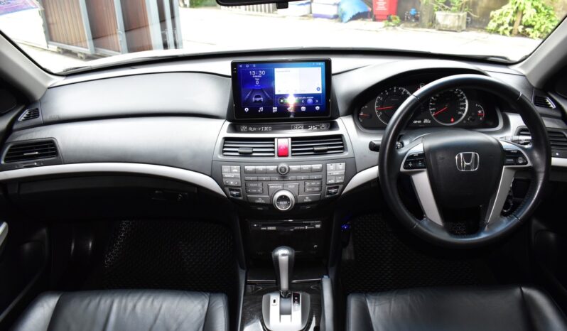 
								Honda Accord 2.0EL Navi 2012 full									