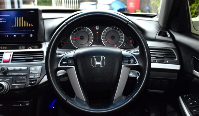 
								Honda Accord 2.0EL Navi 2012 full									