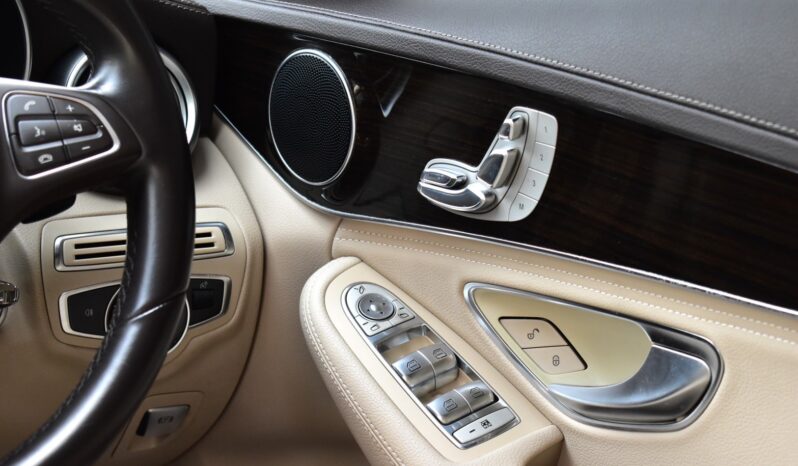 
								Mercedes Benz C180 Exclusive (W205) 2014 full									