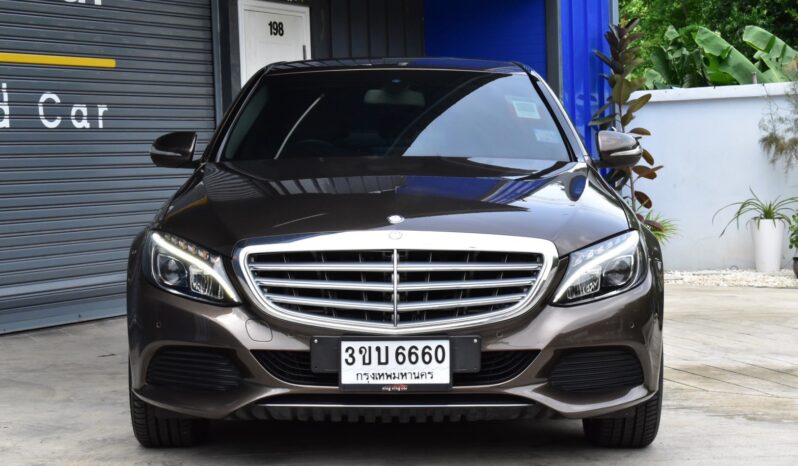 
								Mercedes Benz C180 Exclusive (W205) 2014 full									