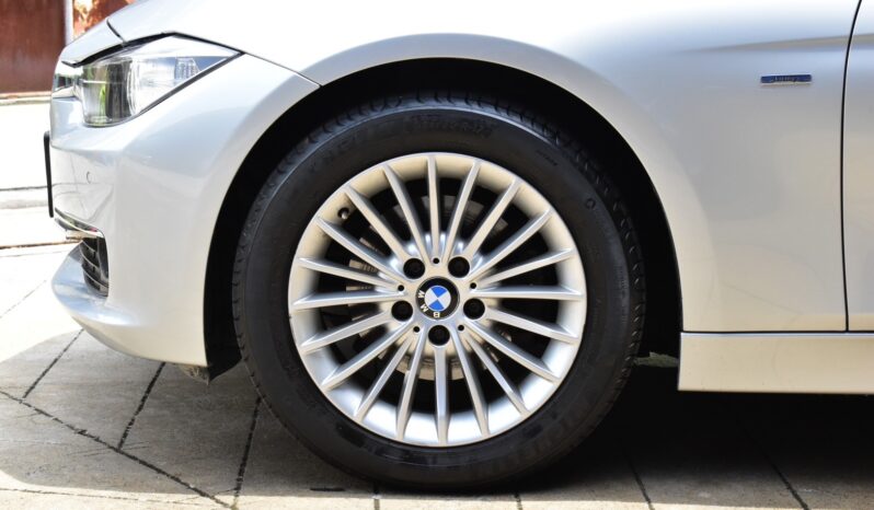 
								BMW 320d Luxury (F30) 2014 full									