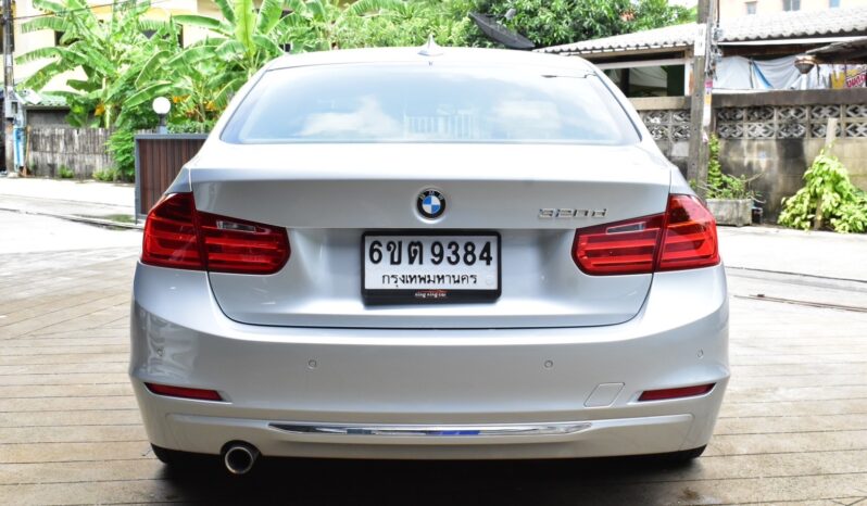
								BMW 320d Luxury (F30) 2014 full									