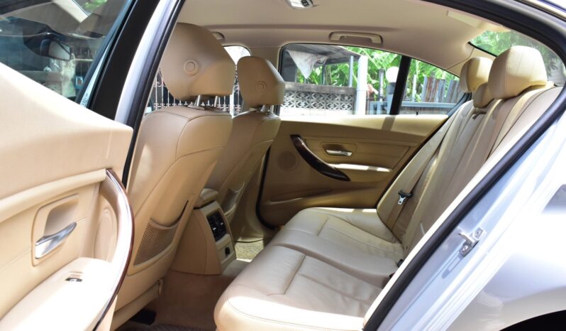 
								BMW 320d Luxury (F30) 2014 full									
