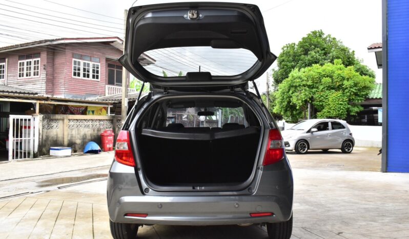 
								Honda Jazz 1.5 i-Vtech รุ่น V 1.5 cc 2012 full									