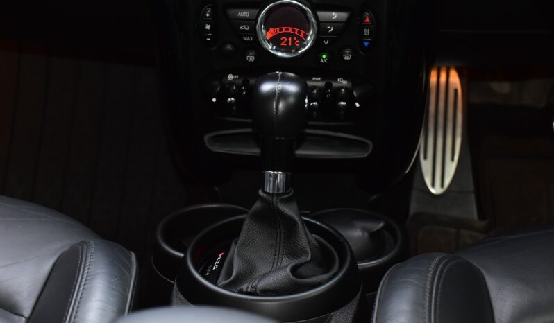 
								Mini Countryman SD All 4 (R60) 2015 full									