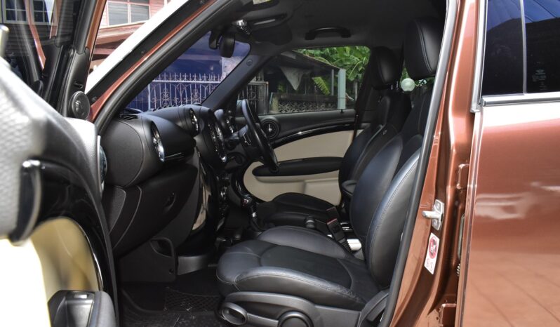 
								Mini Countryman SD All 4 (R60) 2015 full									