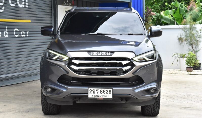 
								Isuzu MU-X 3.0 Ultimate 2022 full									