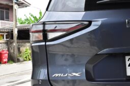 
										Isuzu MU-X 3.0 Ultimate 2022 full									