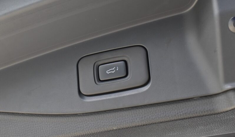 
								Isuzu MU-X 3.0 Ultimate 2022 full									
