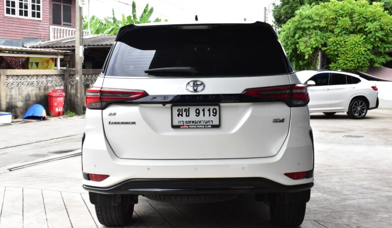 
								Toyota Fortuner Legender 2.8 Sigma 4 2021 full									