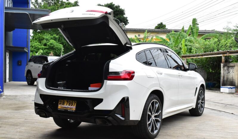 
								BMW X4d M Sport (LCI) 2022 full									