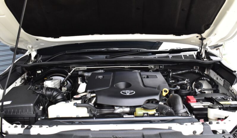 
								Toyota Fortuner Legender 2.8 Sigma 4 VN-Turbo 204 HP 2021 full									
