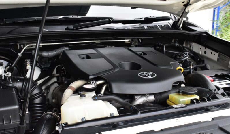 
								Toyota Fortuner Legender 2.8 Sigma 4 VN-Turbo 204 HP 2021 full									