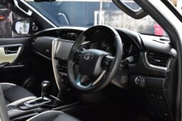 
										Toyota Fortuner Legender 2.8 Sigma 4 VN-Turbo 204 HP 2021 full									