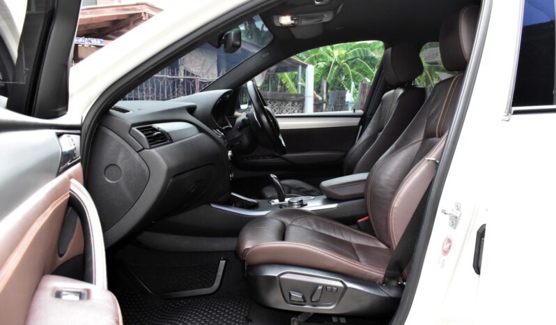 
								BMW X4 2.0d M Sport  2016 full									
