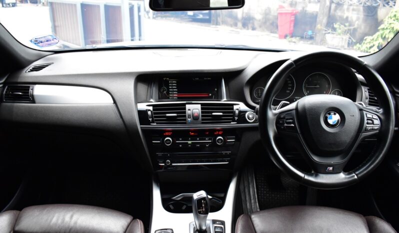 
								BMW X4 2.0d M Sport  2016 full									