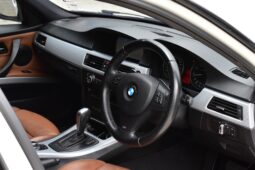 
										BMW 325i M Sport LCI (E90) 2011 full									