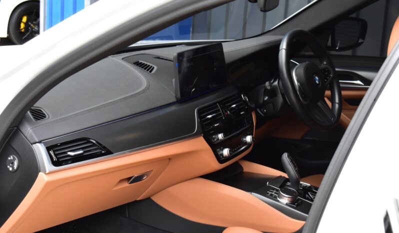 
								BMW 520d M Sport (G30) 2024 full									