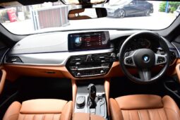 
										BMW 520d M Sport (G30) 2024 full									