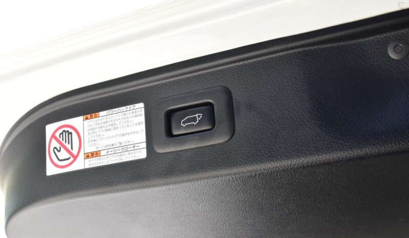 
								Toyota Alphard 2.5 GF Package ปี 2020 full									