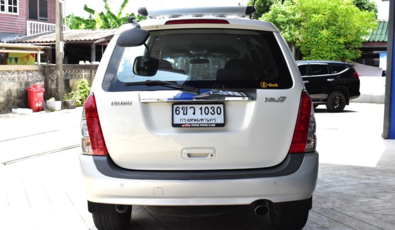 
								Isuzu MU-7 3.0 2006 full									