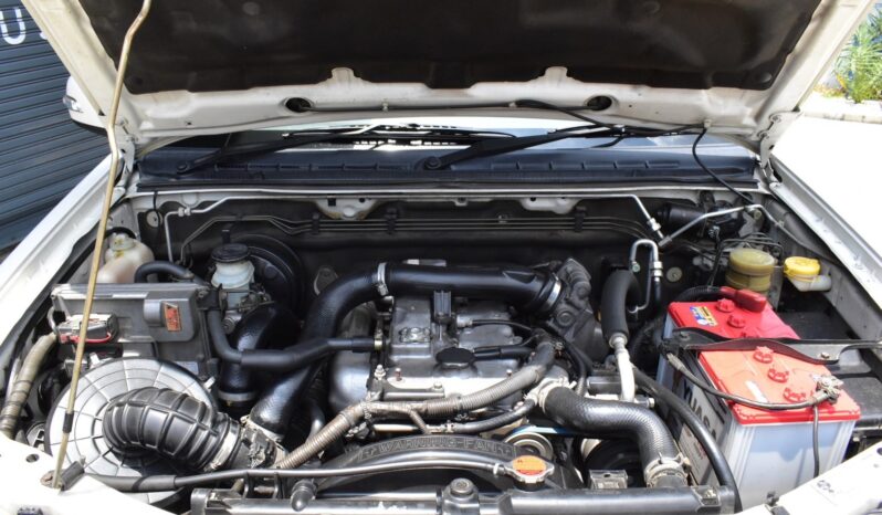 
								Isuzu MU-7 3.0 2006 full									