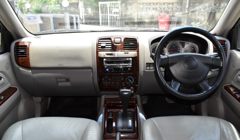 
								Isuzu MU-7 3.0 2006 full									