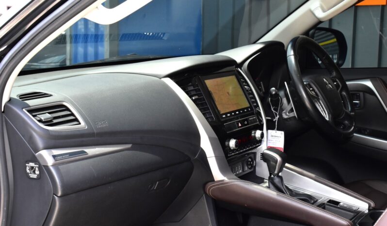 
								Mitsubishi Pajero Sport Elite Edition 2020 full									