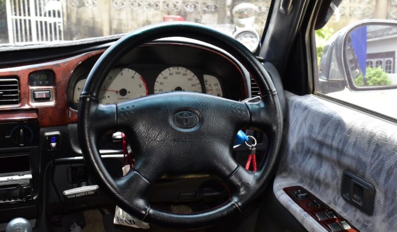 
								Toyota Sport Rider 2.5 D4D full									