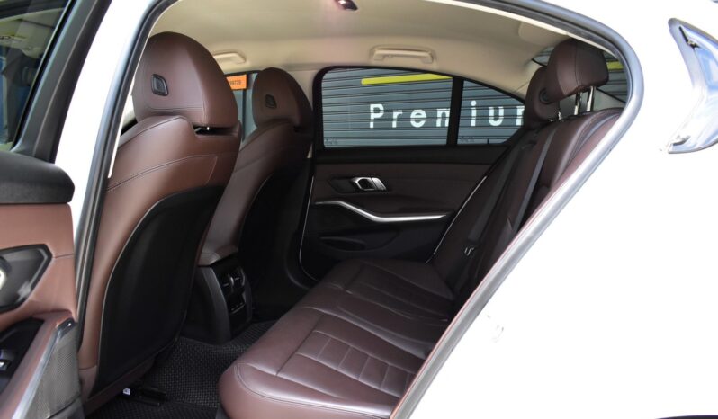 
								BMW 320d Sport (G20) 2020 full									