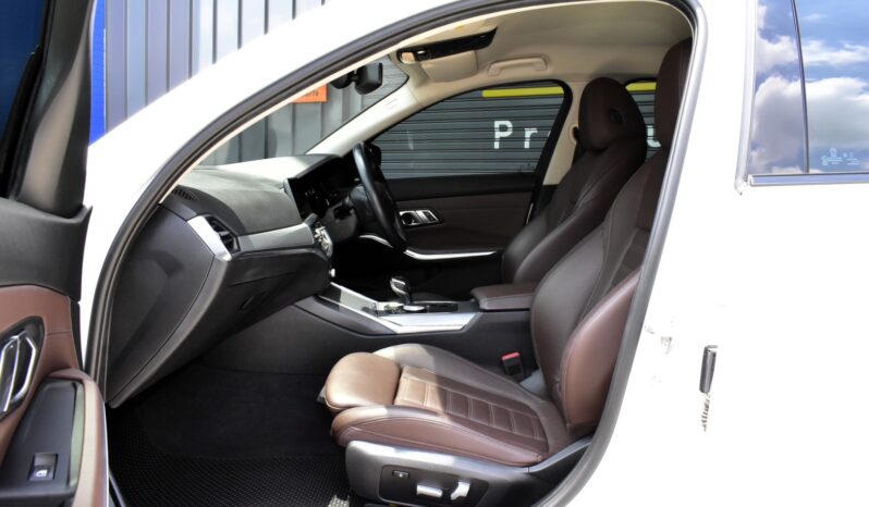 
								BMW 320d Sport (G20) 2020 full									