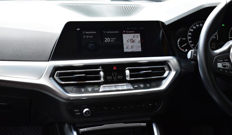 
								BMW 320d Sport (G20) 2020 full									