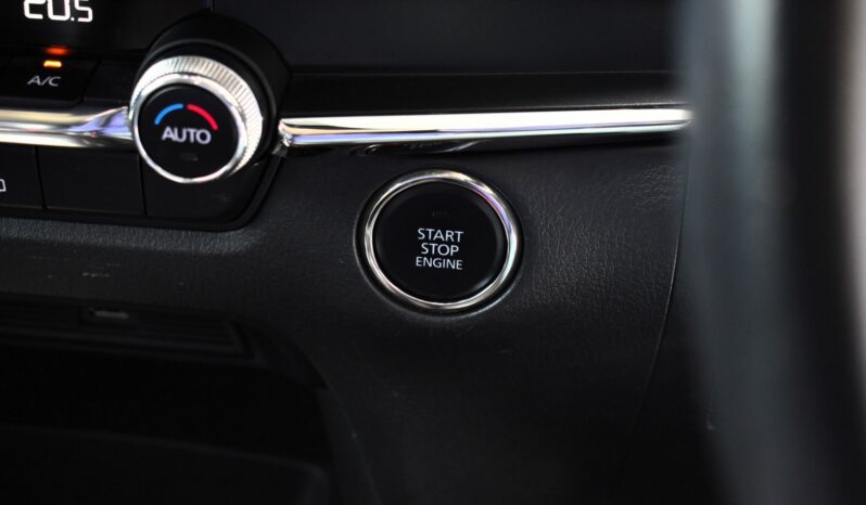
								Mazda CX-30 SP 2021 full									