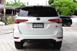 
										Toyota Fortuner 2.8 4WD TRD 2016 full									