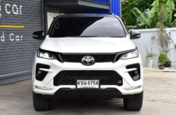 
										Toyota Fortuner 2.8 4WD TRD 2016 full									